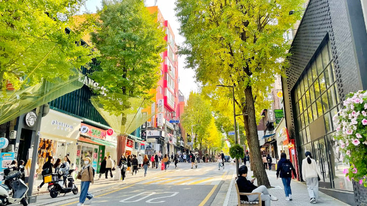 Ewha Shopping Street