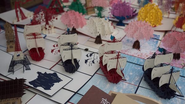 Paper Boats in Insadong