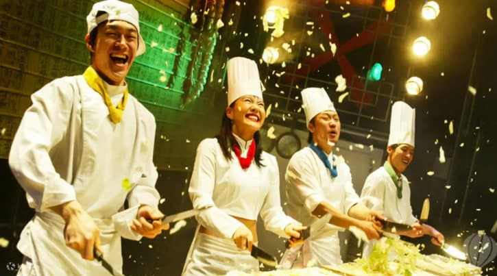 Joyful chefs at the Nanta Show captivating audiences with their culinary rhythm and flair in Seoul