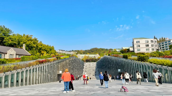 Ewha Womans University's modern architecture