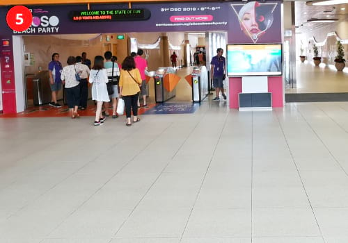 VivoCity Station Boarding Gate