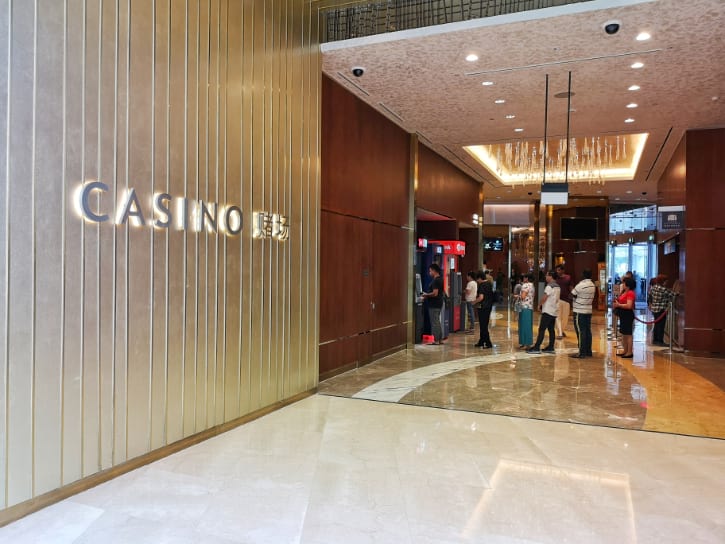 Grand entrance to Marina Bay Sands Casino