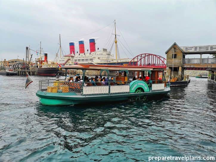 Tokyo DisneySea Guide: How to Go & What to Do at There?