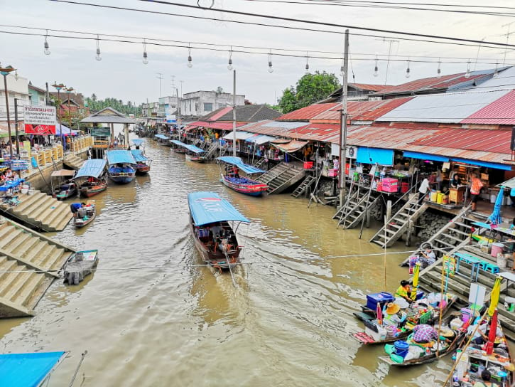 Amphawa Floating Market