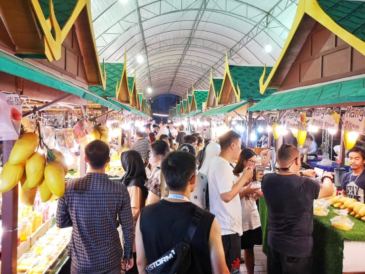 Street Foods at Asiatique The Riverfront