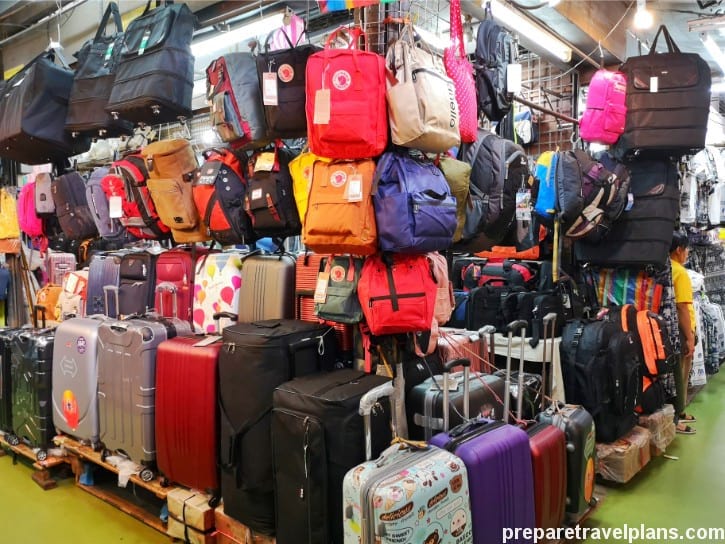 Chatuchak Weekend Market Guide: What to Buy & How to Go?