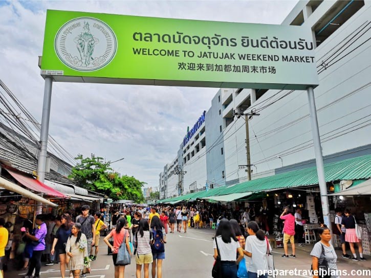 Bangkok S Chatuchak Weekend Market Shopping Guide   Chatuchak Weekend Market Opening Hours 