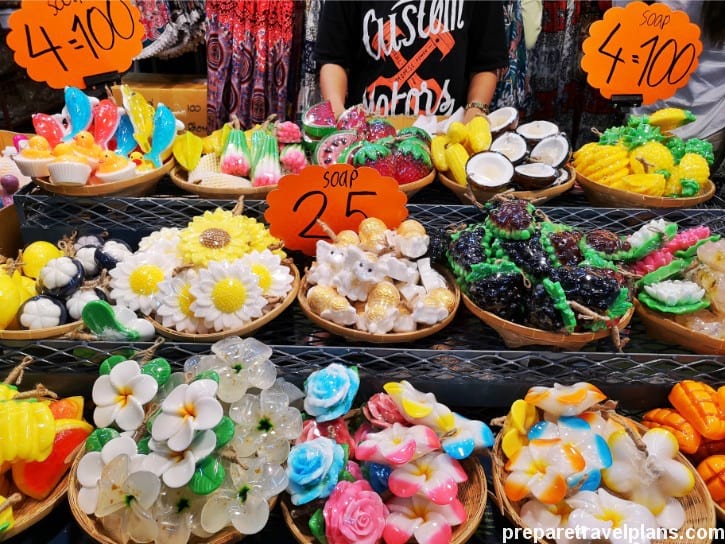 Chatuchak Weekend Market Guide: What to Buy & How to Go?