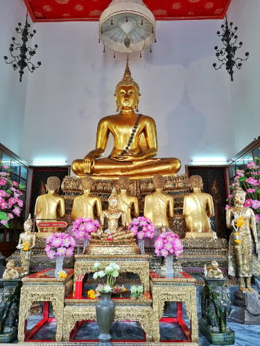 Phra Buddha Chinnaraja