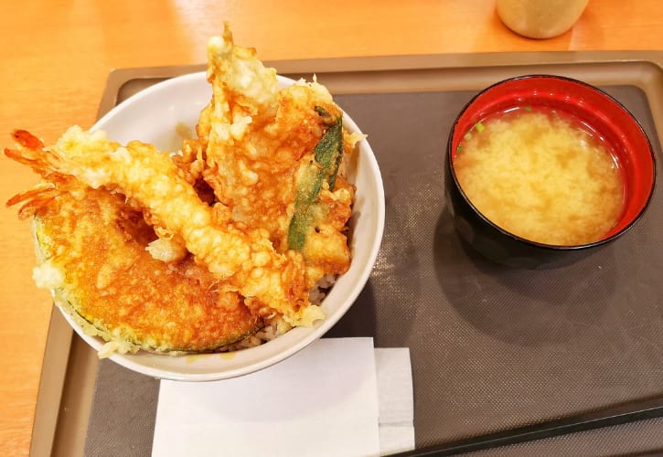 Indulge in the delicious Asakusa tempura dishes at Tendon Tenya