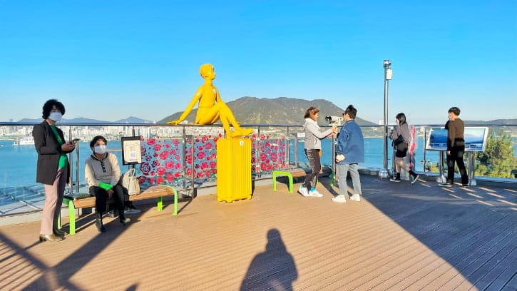 Striking Yellow Statue