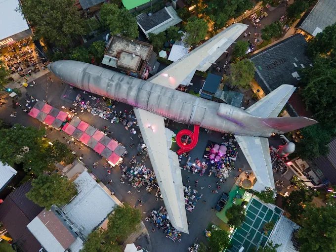 Chang Chui Plane Market