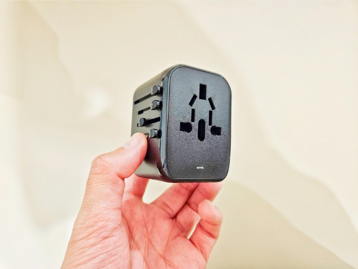 Universal Adapter