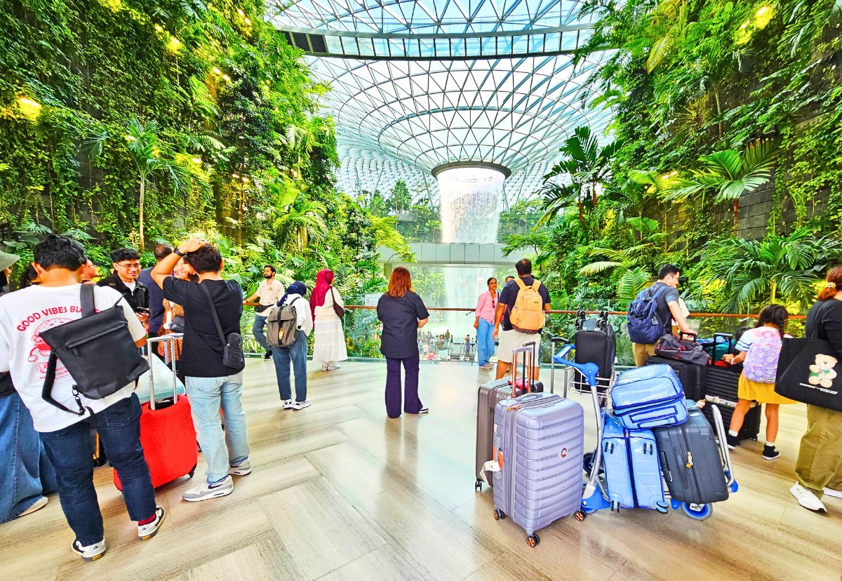 Must-Pack Items for Your Singapore Trip