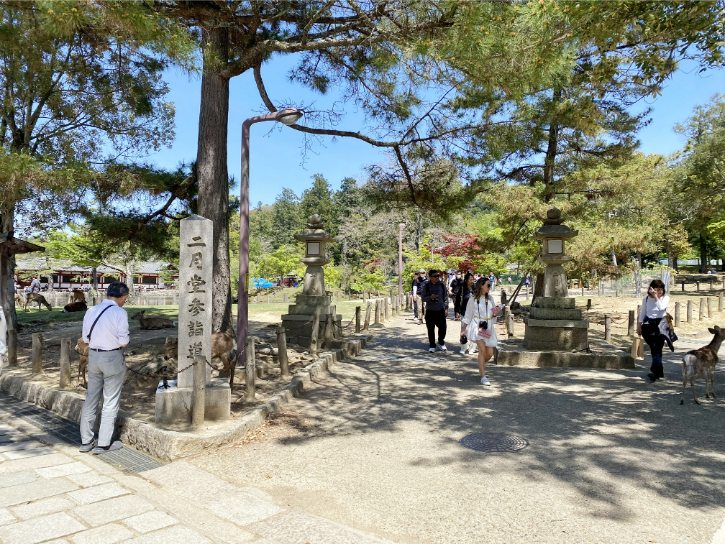 Route to Todaiji Nigatsudo Hall