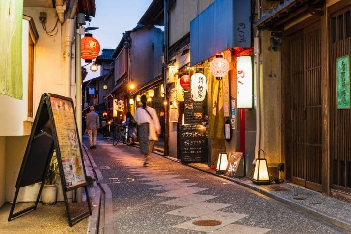 Pontocho Alley