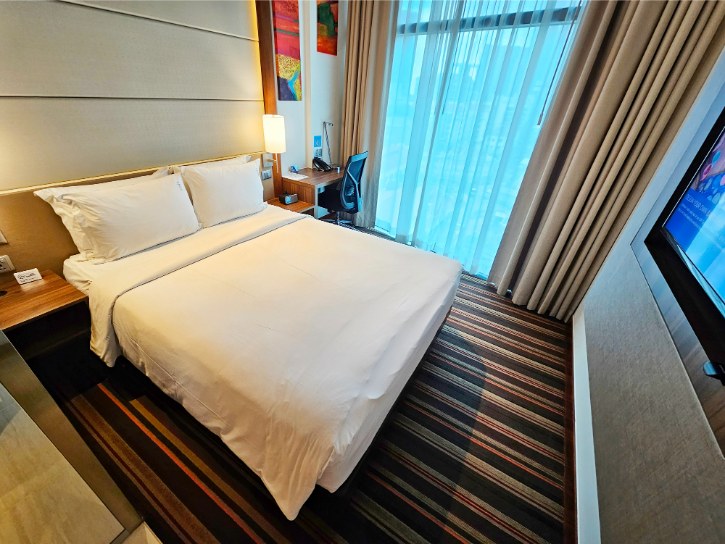 Standard Queen Room