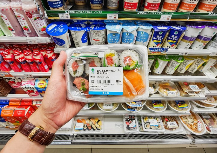 Tuna & Salmon Sushi Set 
