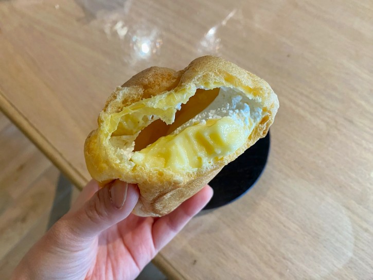 Twin Big Cream Puff