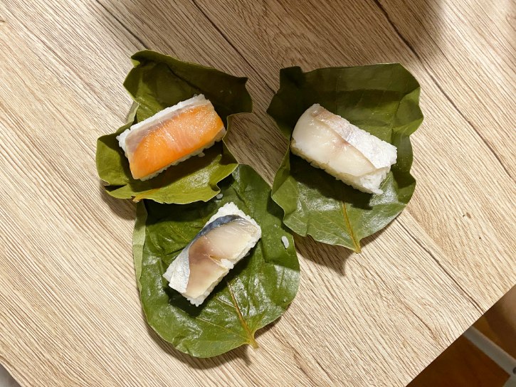 Kaki-no-ha Sushi