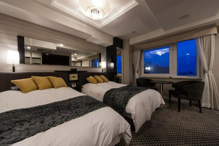 Bedroom of APA Hotel Higashi Shinjuku Kabukicho Tower