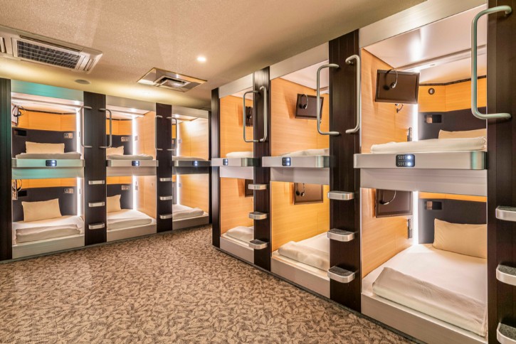 Capsule Hotel