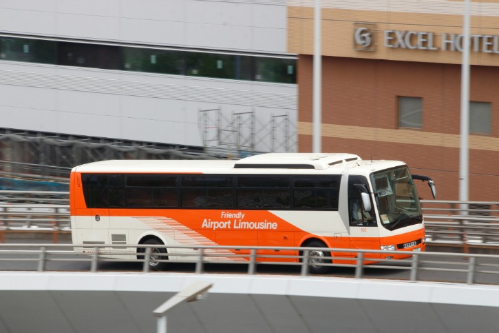 Airport Limousine Bus