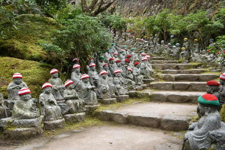 Rakan Statues