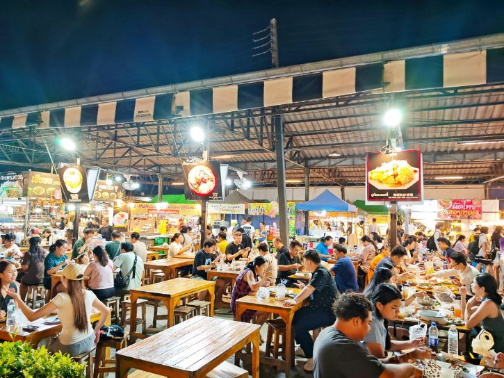 Train Night Market Srinagarindra