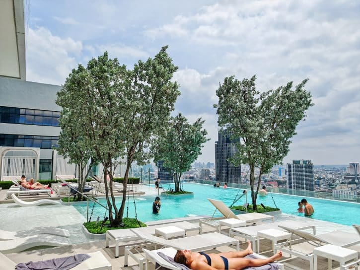 Infinity Pool of Eastin Grand Hotel Phayathai