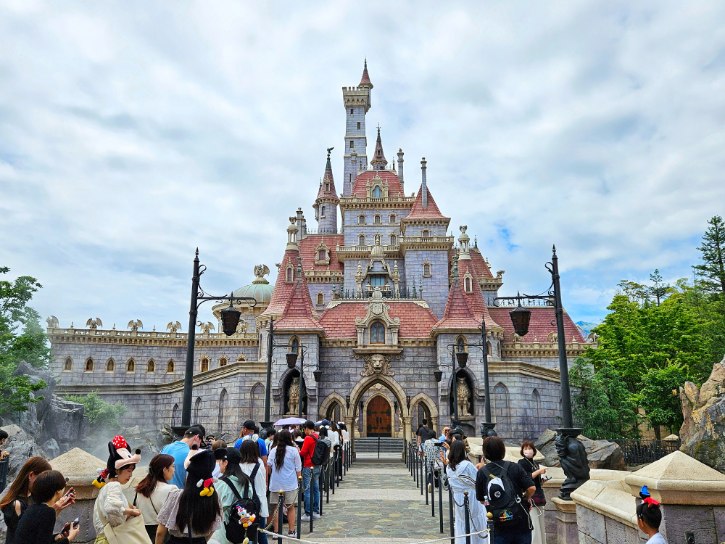 Enchanted Tale of Beauty and the Beast