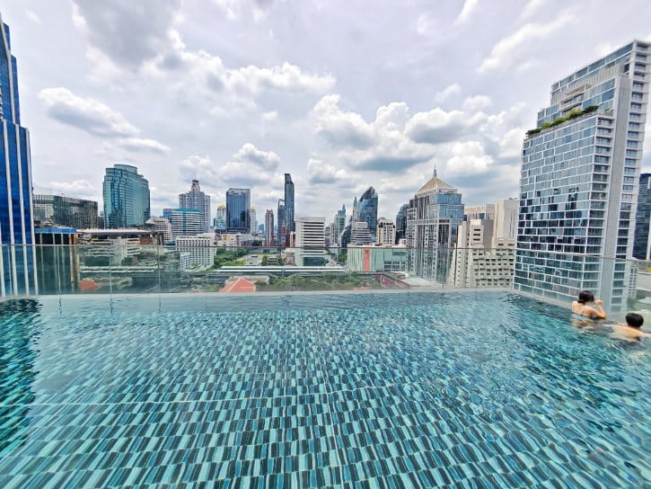 Infinity Pool of Sindhorn Midtown Hotel Bangkok