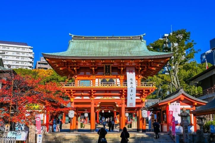 Gate of Ikuta Shrine