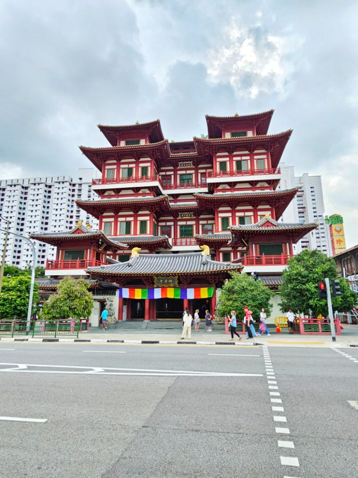 Buddha Tooth Relic Temple