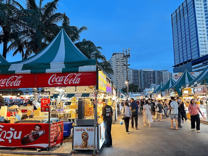 Liabduan Danneramit Night Market