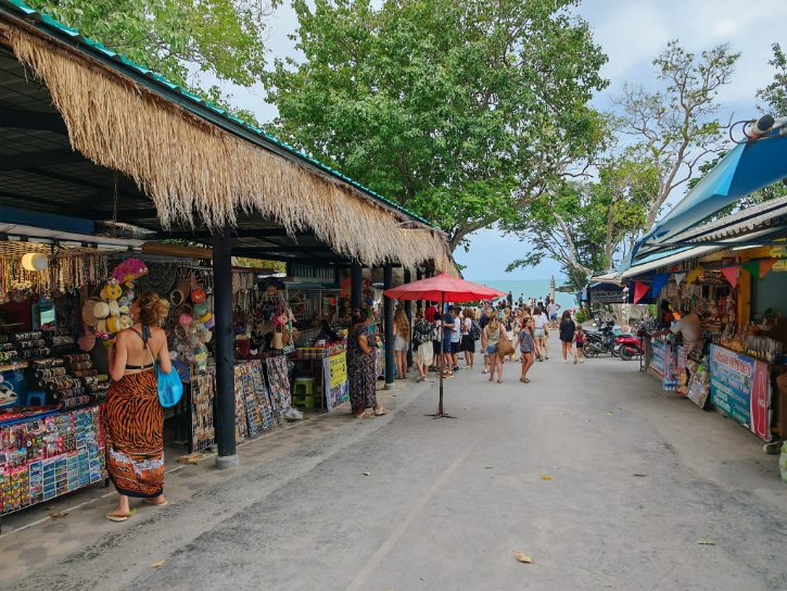 Vendor Stalls near Hin Ta & Hin Yai Rocks