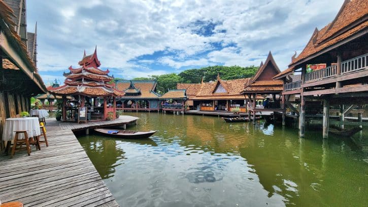 The Floating Market