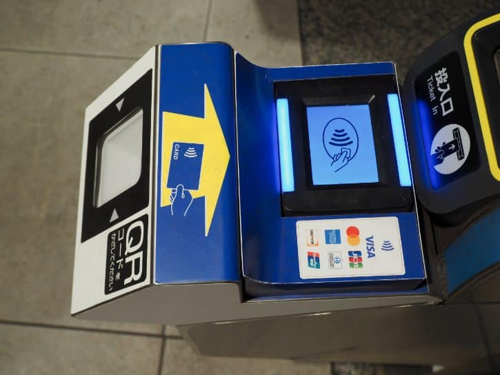 Contactless Credit Card at Tokyo Station