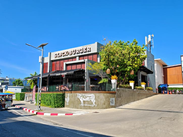 Stacked Burger Samui