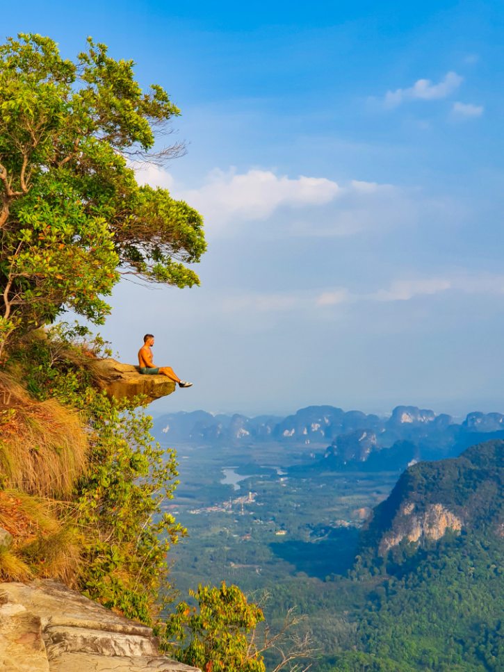 Dragon Crest Mountain