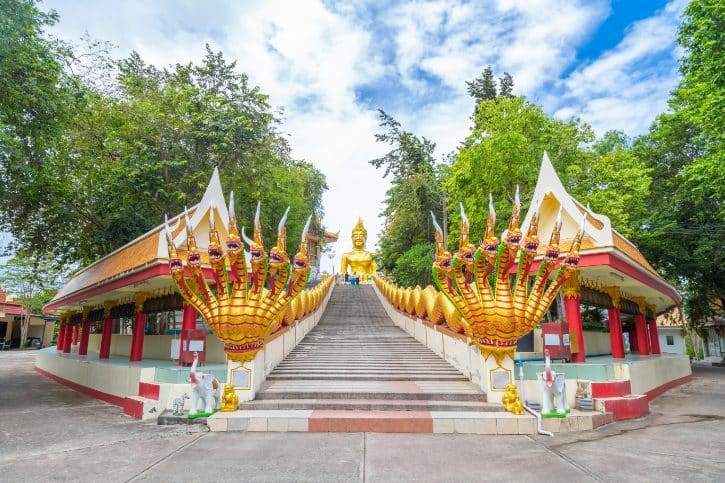 Wat Phra Yai