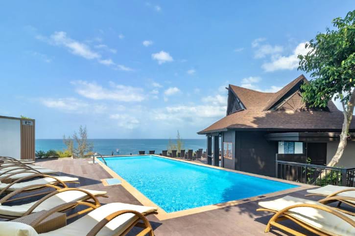 Swimming Pool at Phi Phi Holiday Resort