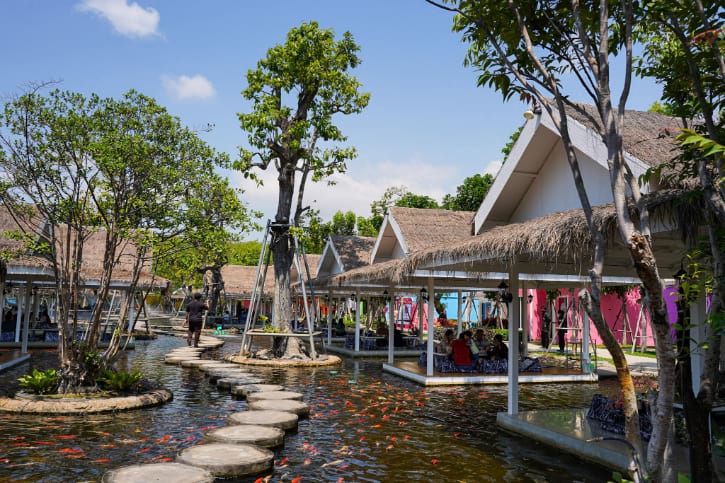 pa boon café 7 bangsaen