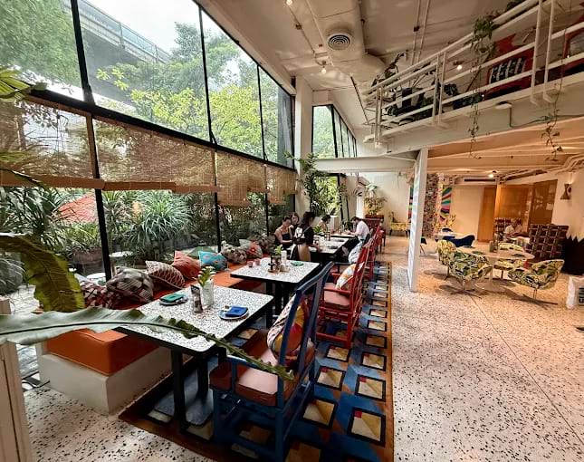 Chim Chim Bangkok Restaurant & All-day Café