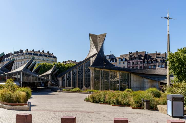 Église Sainte-Jeanne-d'Arc