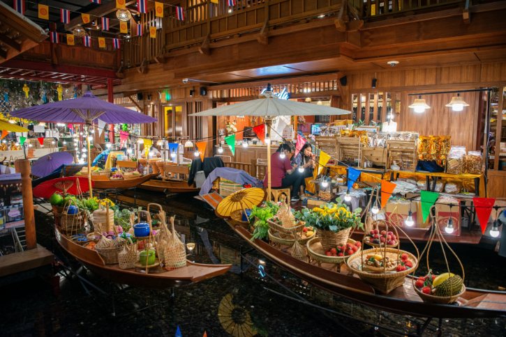 ICONSIAM Indoor Floating Market