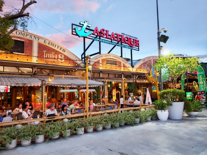 Asiatique The Riverfront