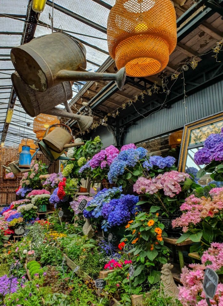 Marché aux Fleurs Reine Elizabeth II