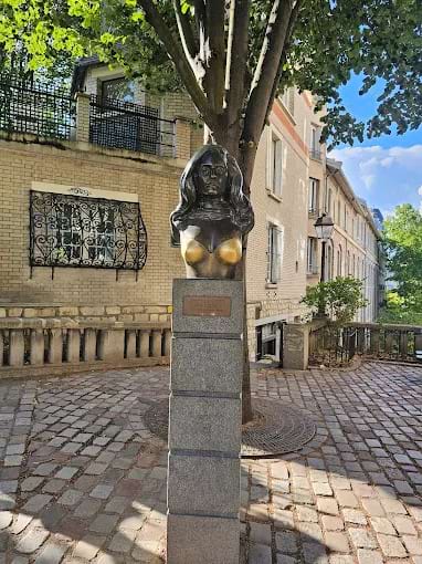 Buste de Dalida