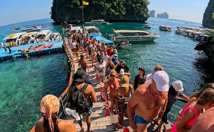 Maya Bay Tourist Crowds At Pier